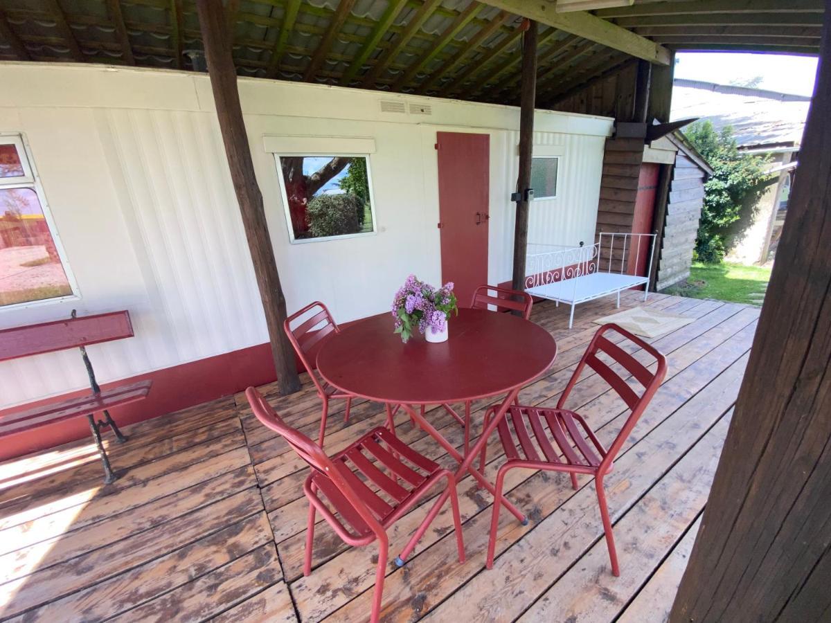 Mobilhome Sous Chalet En Bois A La Ferme Josnes Eksteriør bilde